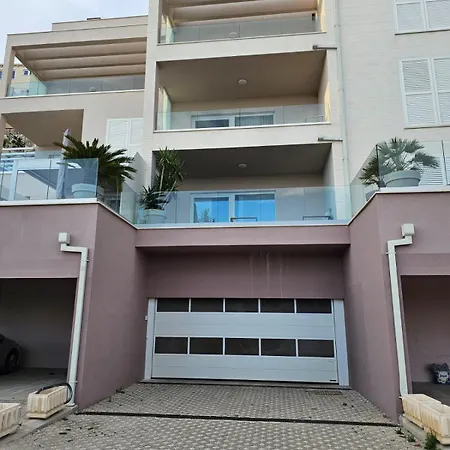 Luxury Moobl - Free Parking *