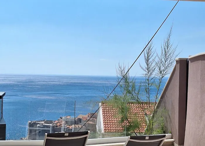 Luxury Moobl - Free Parking Appartement *