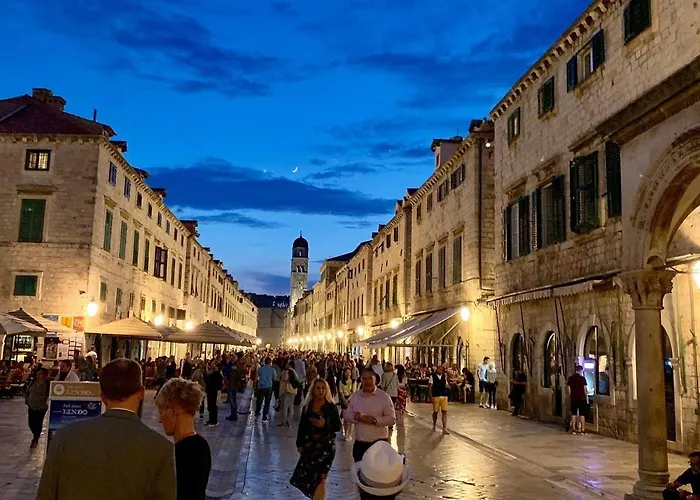 Apartamento Luxury Moobl - Free Parking *